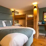 Inn The Tan Hill 3*