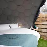 Inn The Tan Hill 3*