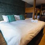 The Tan Hill 3*