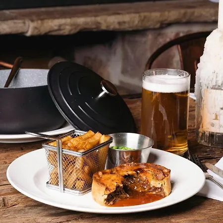 Han/Misafirhane The Tan Hill