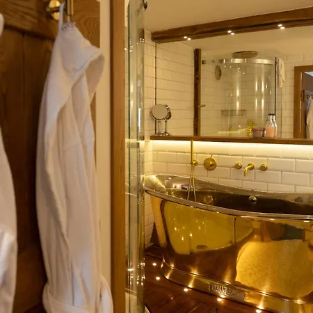 The Tan Hill Penzion Keld