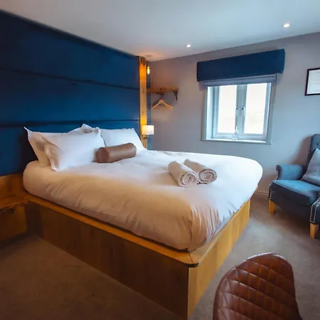 The Tan Hill Han/Misafirhane