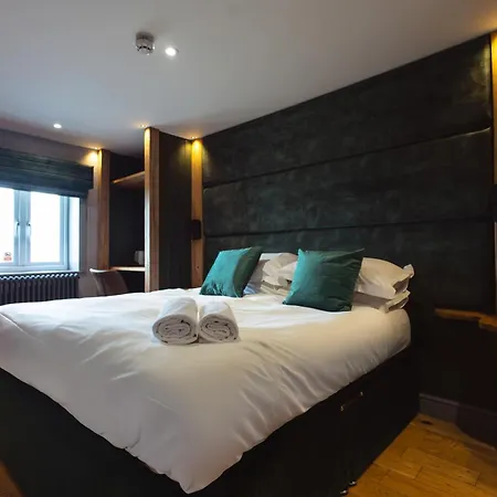 Han/Misafirhane The Tan Hill