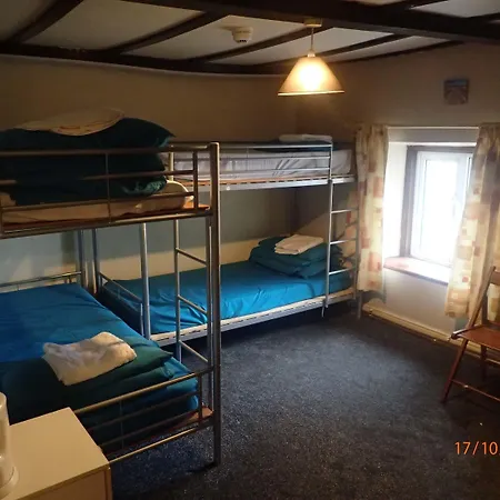 Han/Misafirhane The Tan Hill