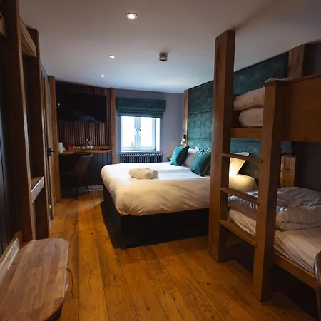 The Tan Hill Locanda 3*